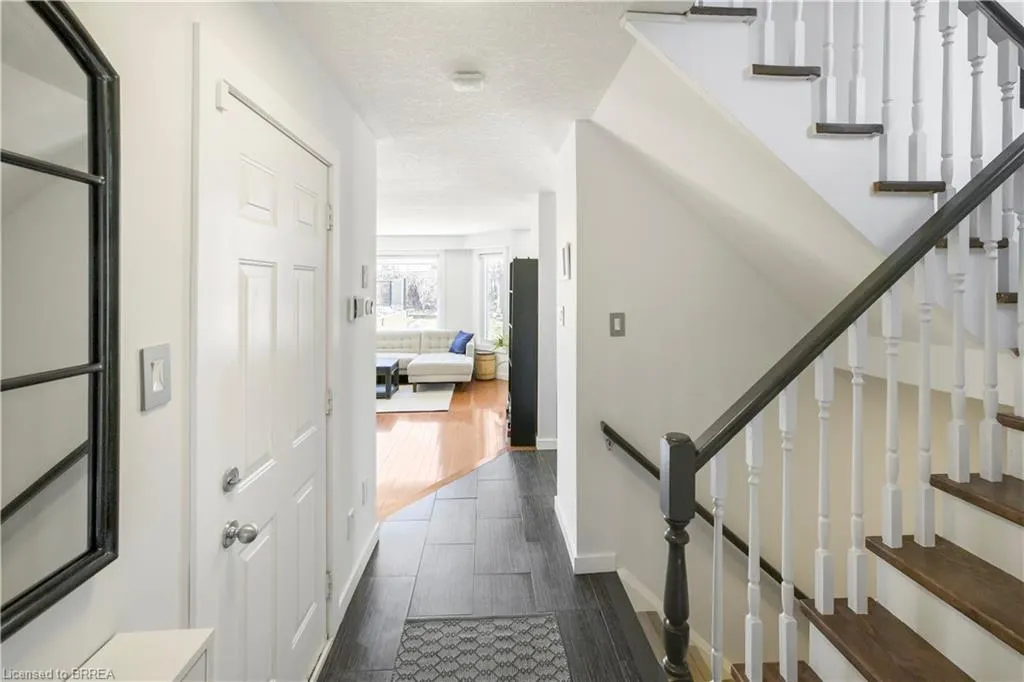 67 Wadsworth Crescent
