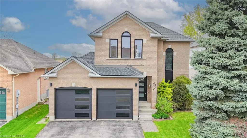 67 Wadsworth Crescent