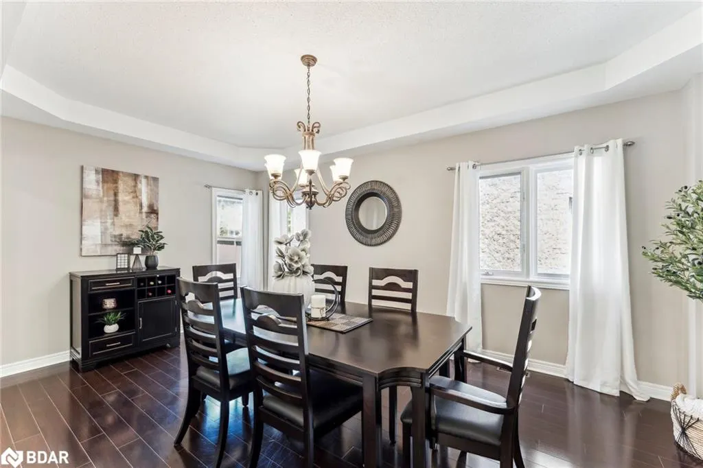 1186 Ezard Crescent