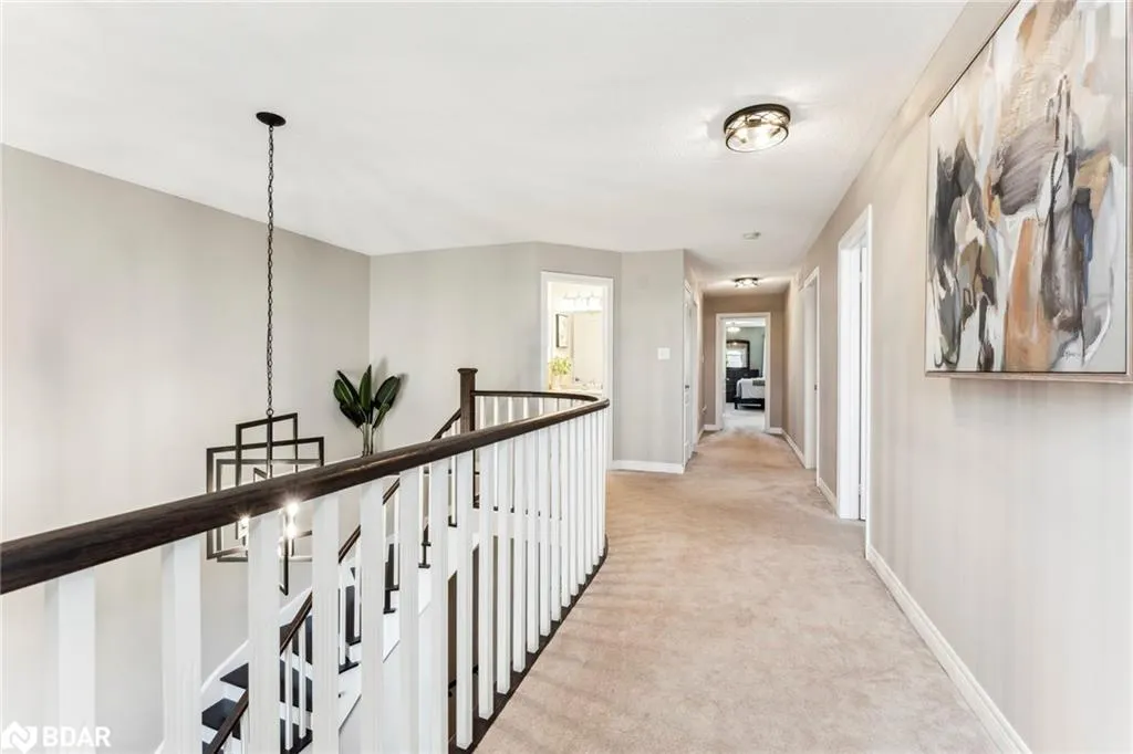 1186 Ezard Crescent