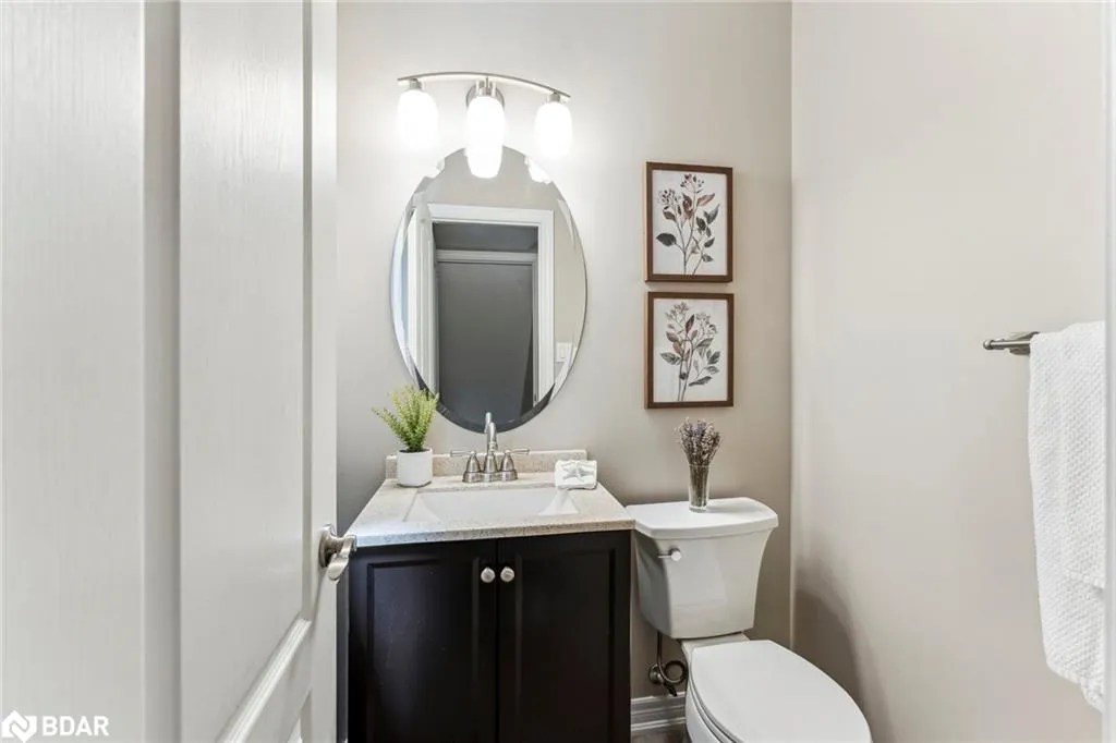 1186 Ezard Crescent