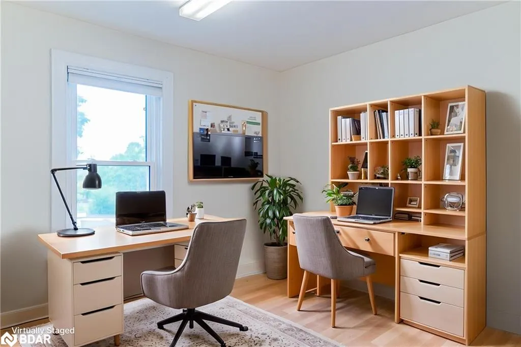 153 Colborne Street W