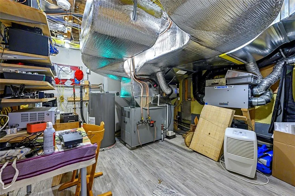 8495 Appleby Line