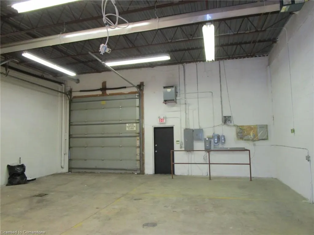 889 Barton Street E, #2