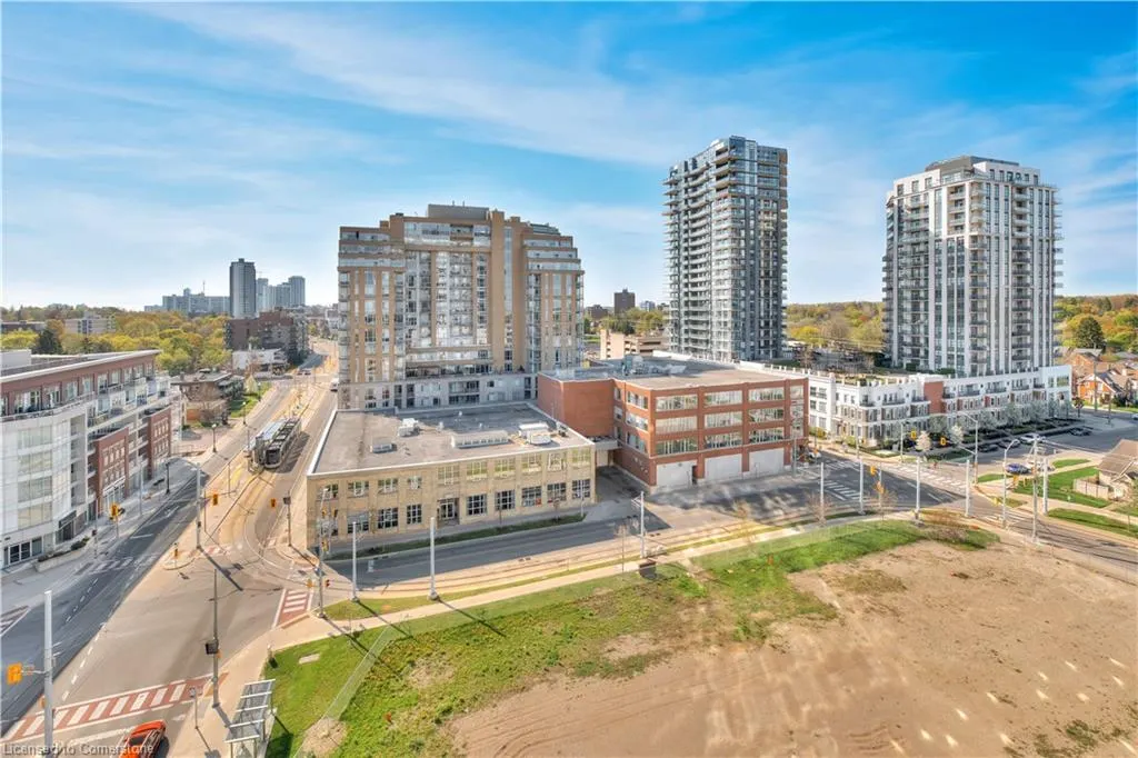 181 King Street S, #914