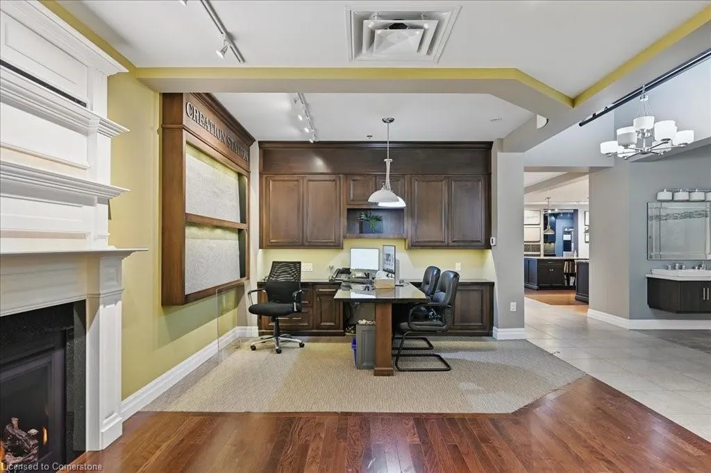 1100 South Service Road, #109