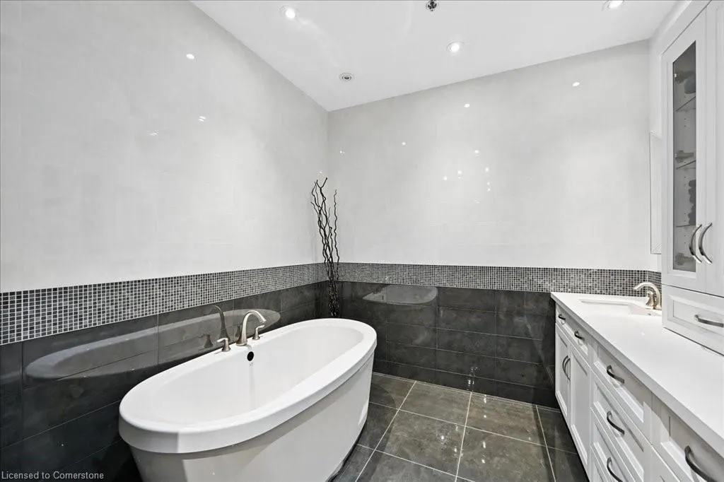 1100 South Service Road, #109