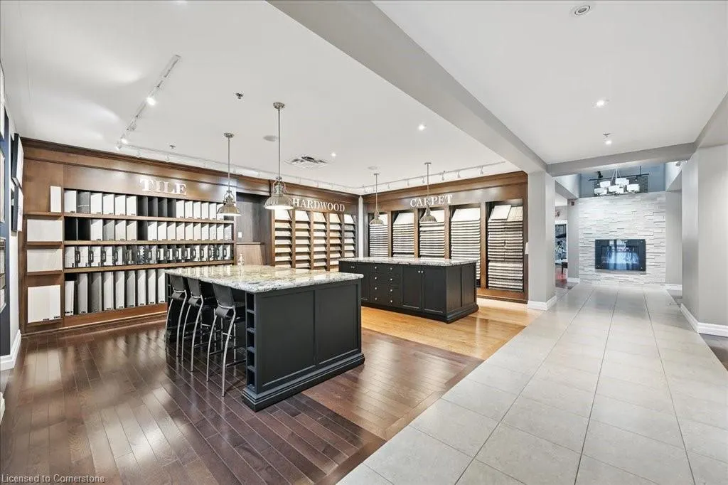 1100 South Service Road, #109