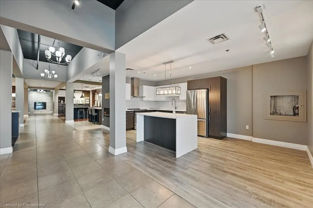 1100 South Service Road, #109