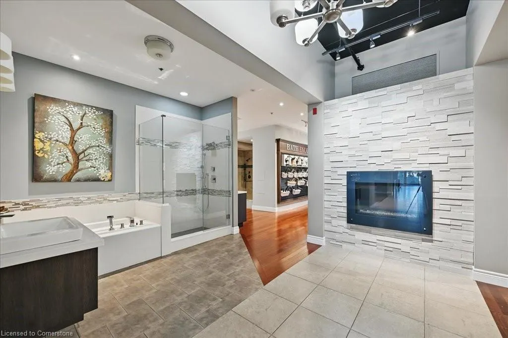 1100 South Service Road, #109