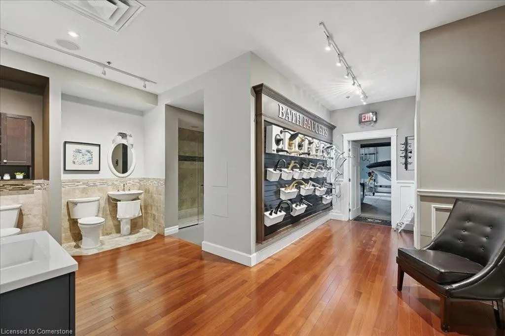 1100 South Service Road, #109