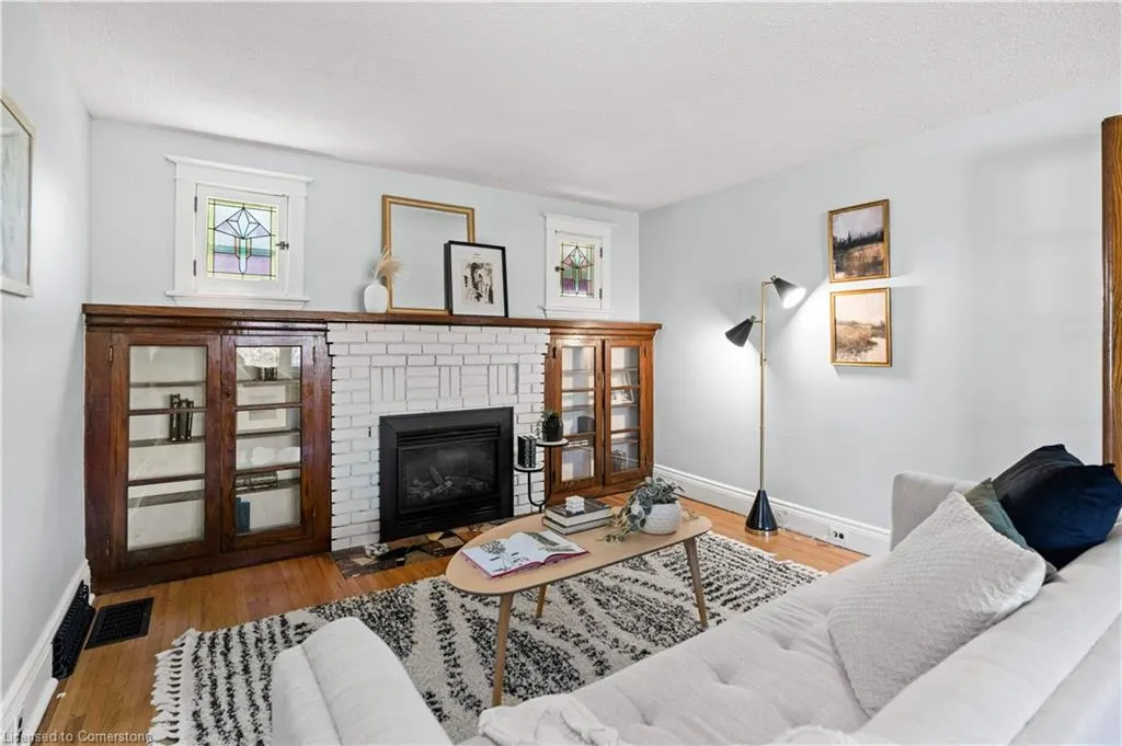 122 Lake Avenue Drive
