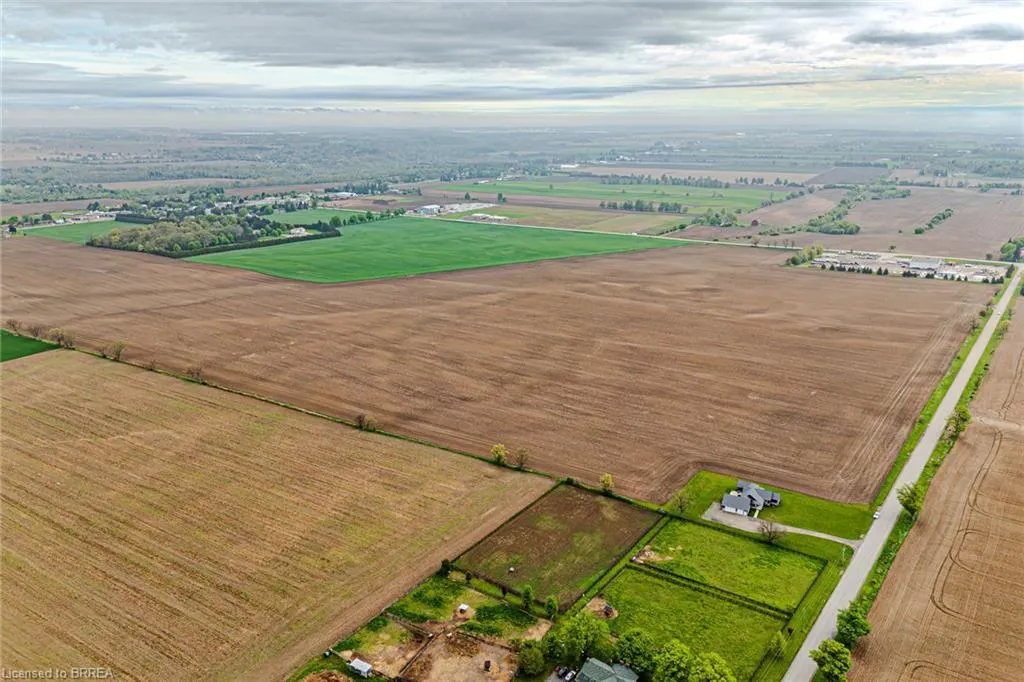 26 8th Concession Road