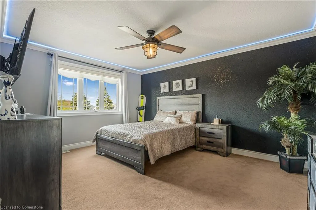 351 Highland Road W
