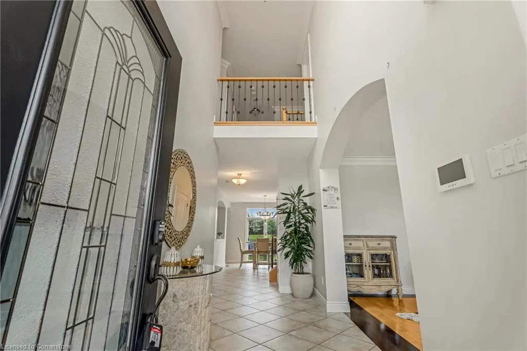 351 Highland Road W