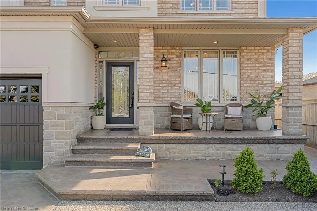 351 Highland Road W