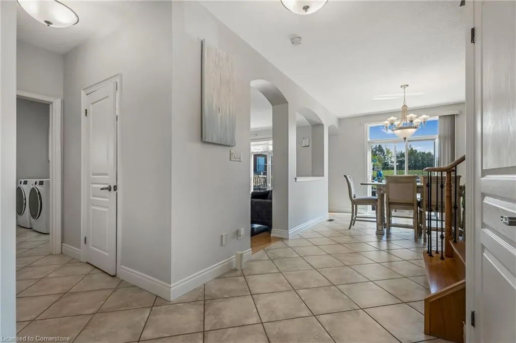 351 Highland Road W