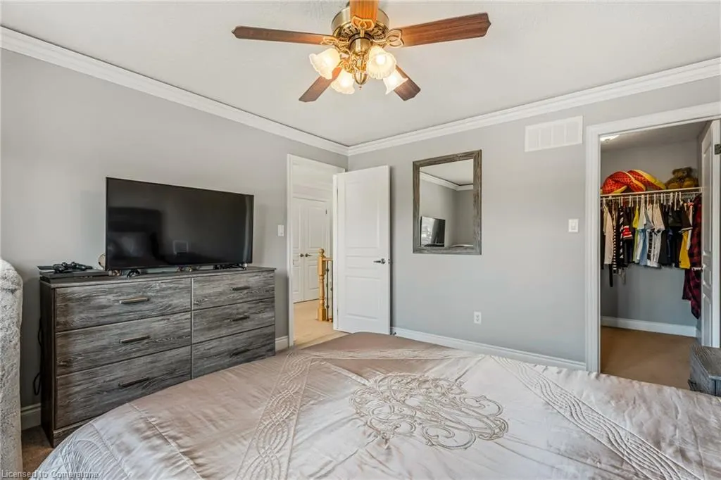 351 Highland Road W