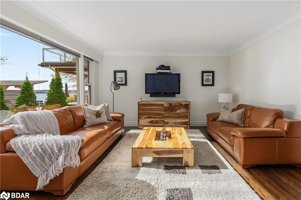 23 Barrie Terrace