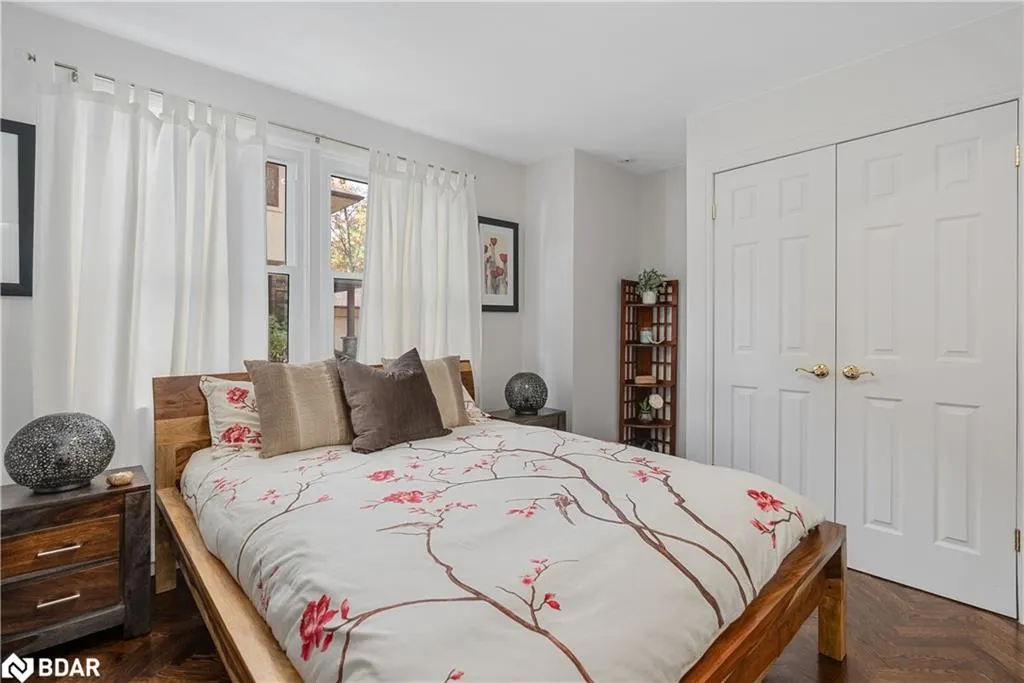 23 Barrie Terrace