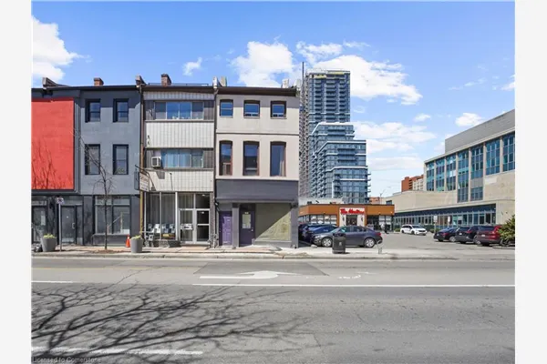 84-86 John Street S