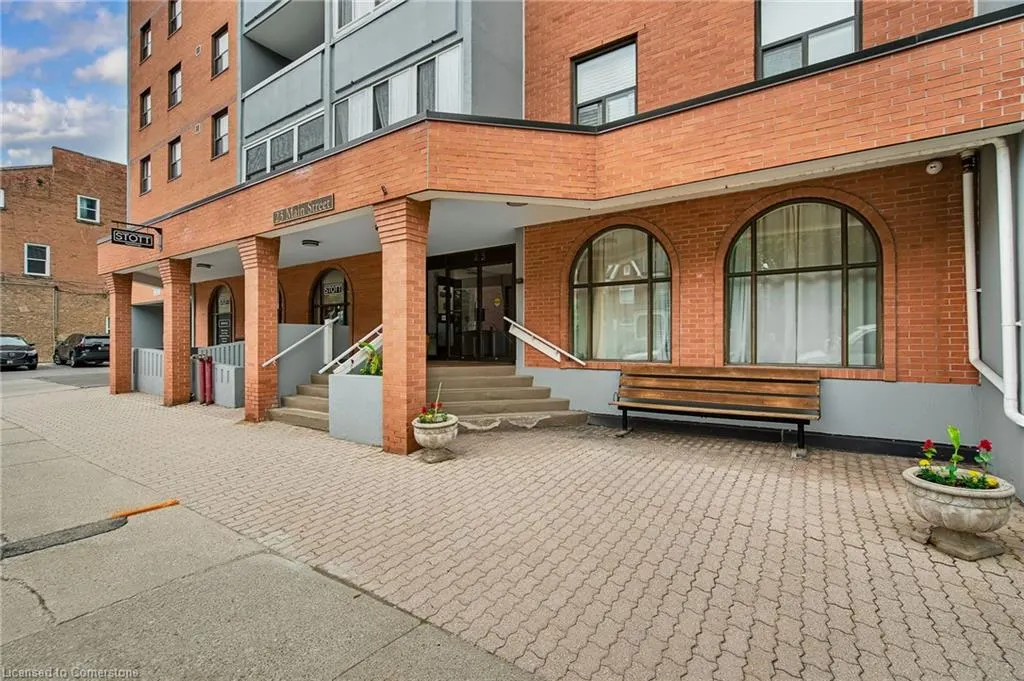 23 Main Street, #501
