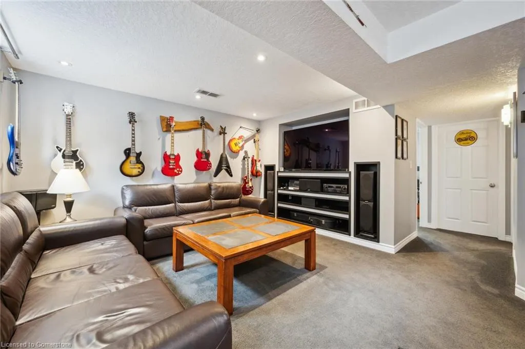 9 Park Avenue E