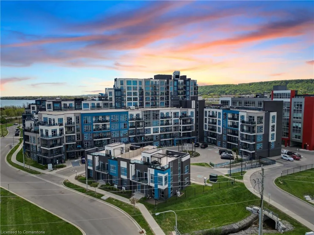 10 Concord Place, #222