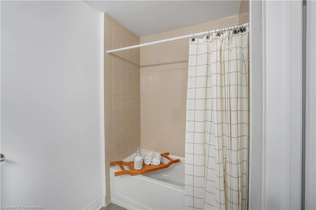 10 Concord Place, #222
