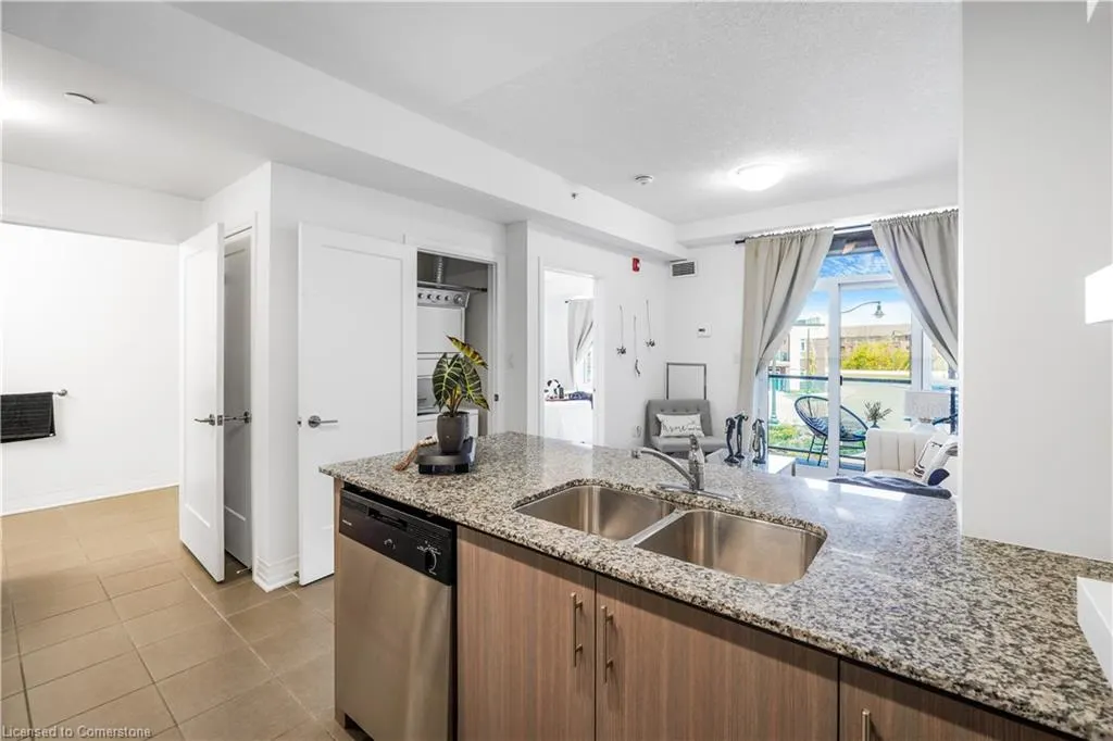 10 Concord Place, #222