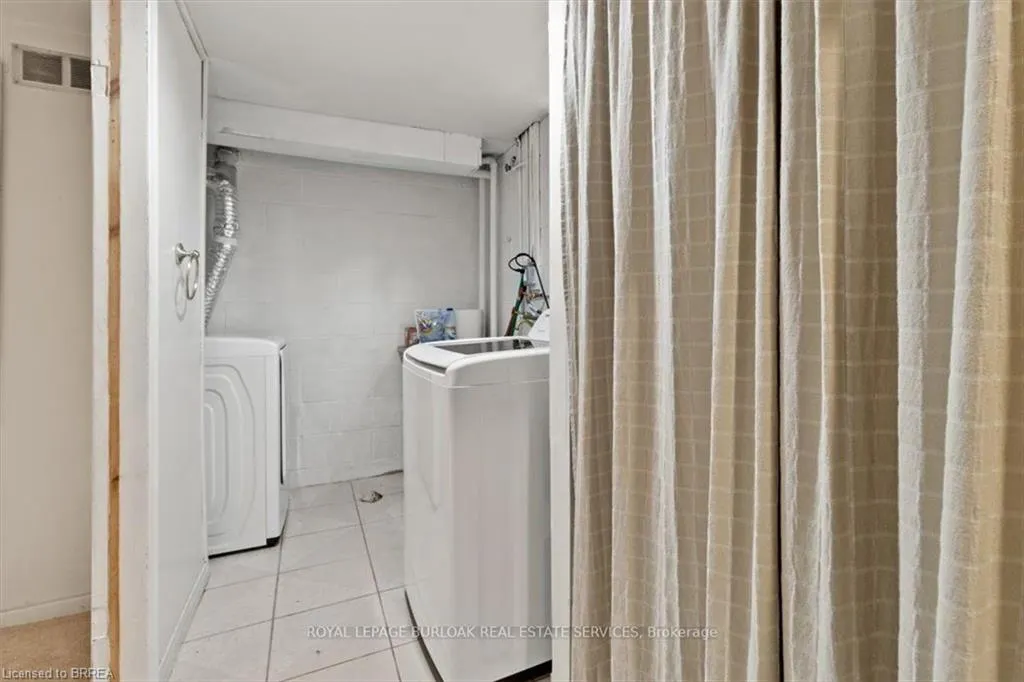 11 Colmar Place, #2