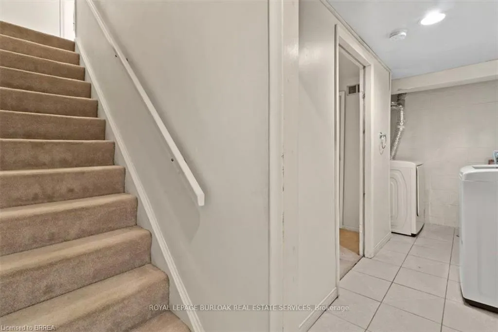11 Colmar Place, #2