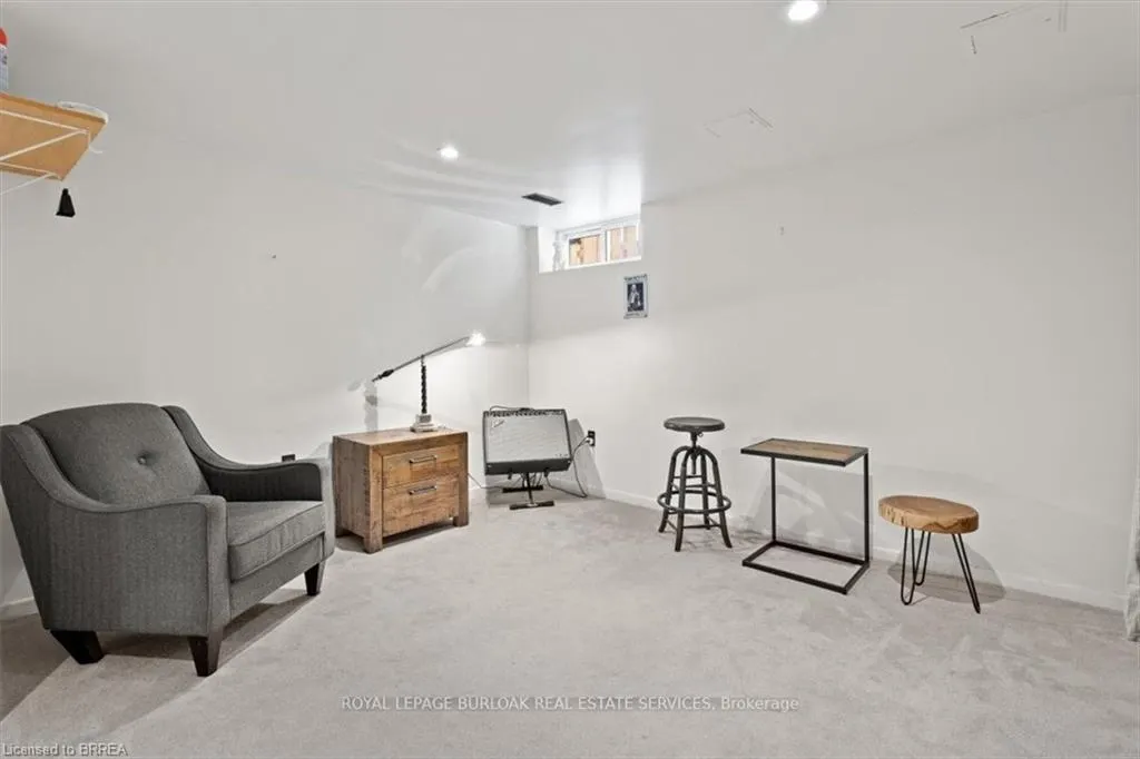 11 Colmar Place, #2
