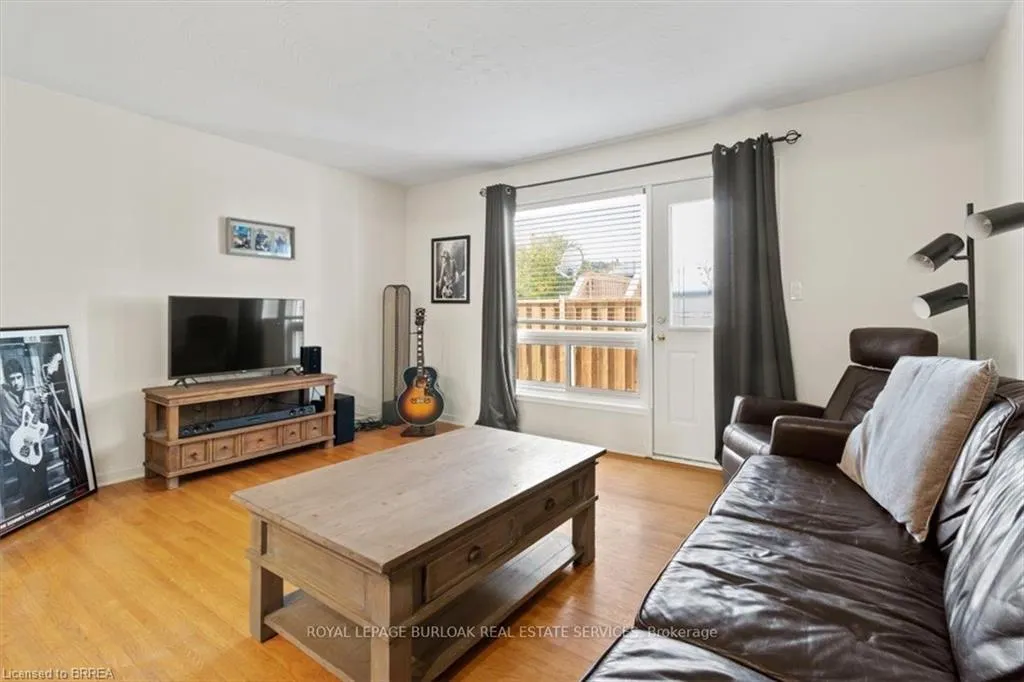 11 Colmar Place, #2