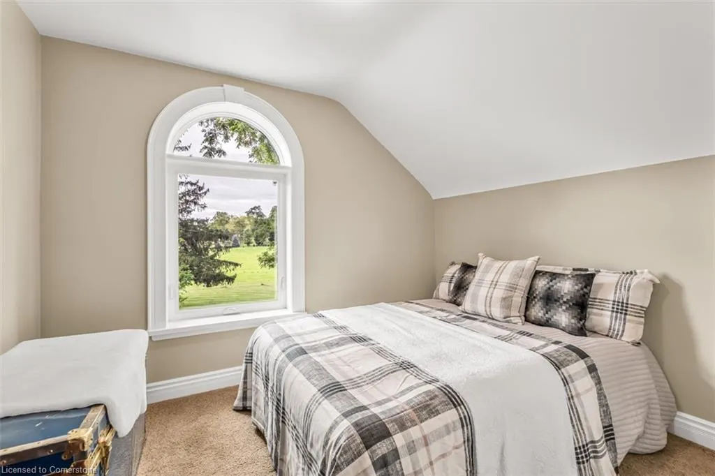 1399 Safari Road