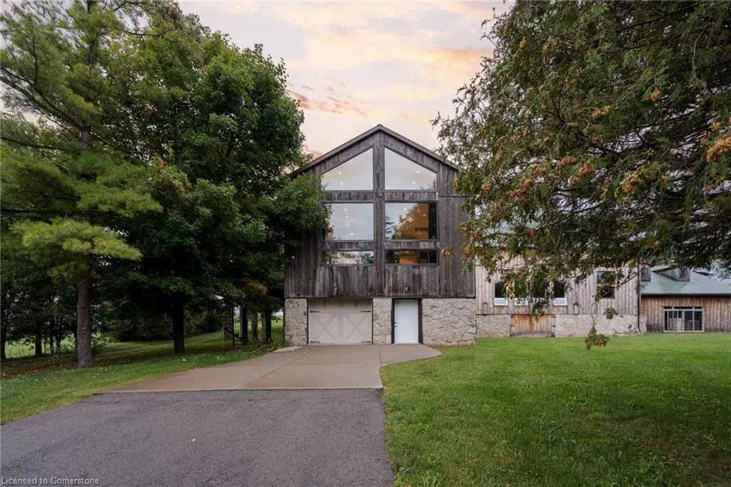 1399 Safari Road