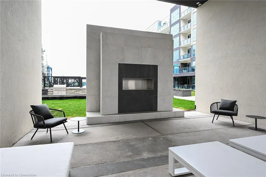 16 Concord Place, #548