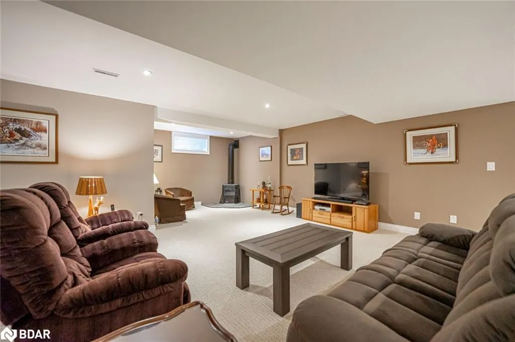 126 Mennill Drive