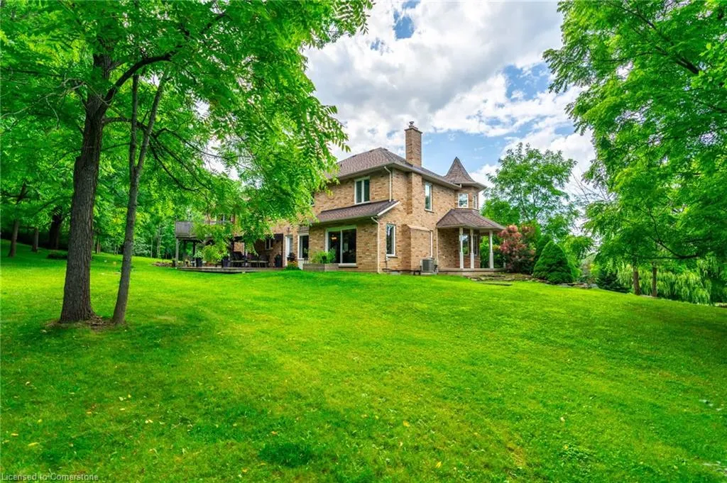 86 Ridge Road E