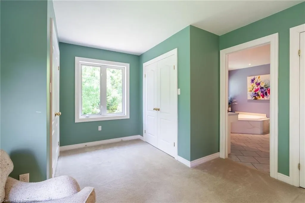 86 Ridge Road E