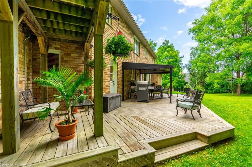 86 Ridge Road E