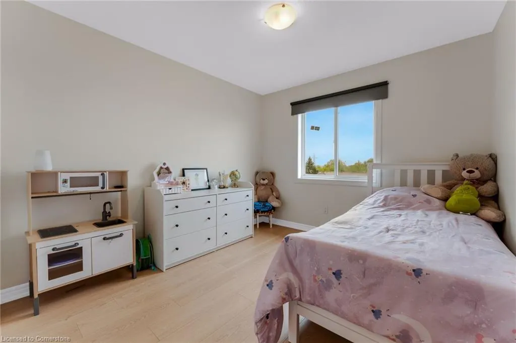 21 Pinot Crescent
