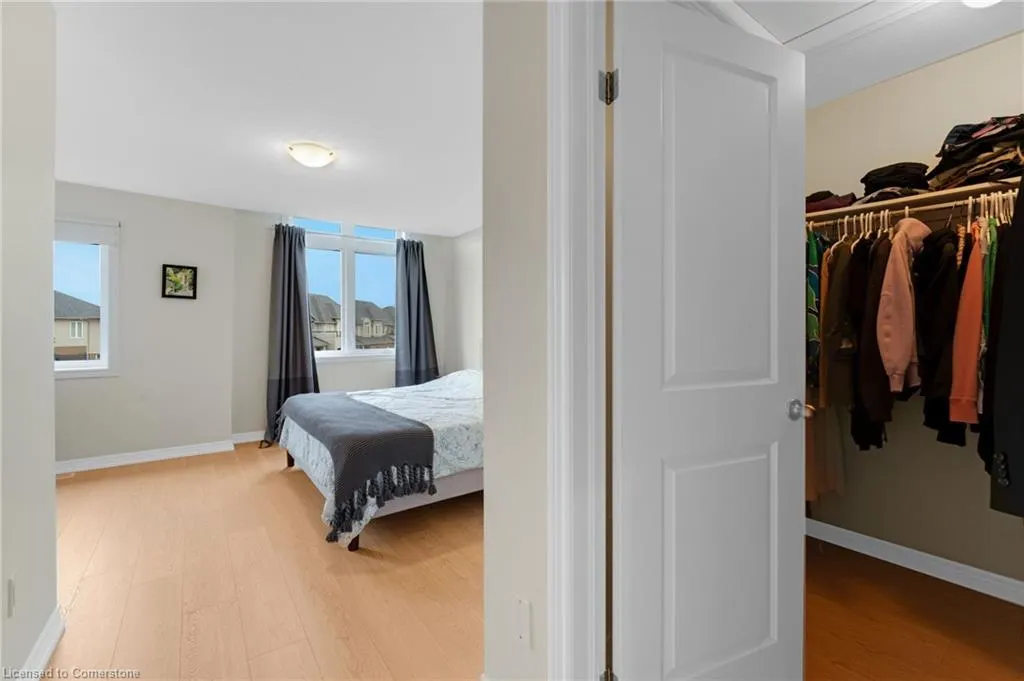21 Pinot Crescent