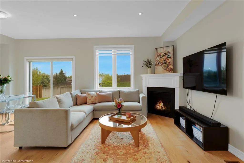 21 Pinot Crescent