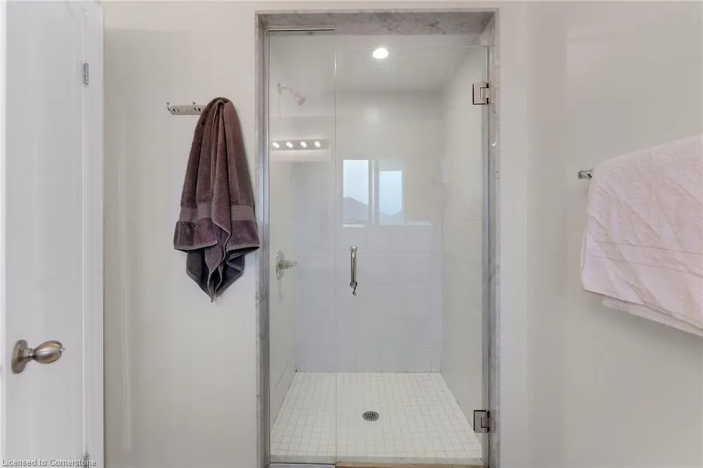 21 Pinot Crescent