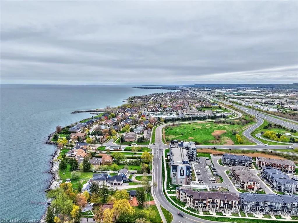 600 North Service Road, #204
