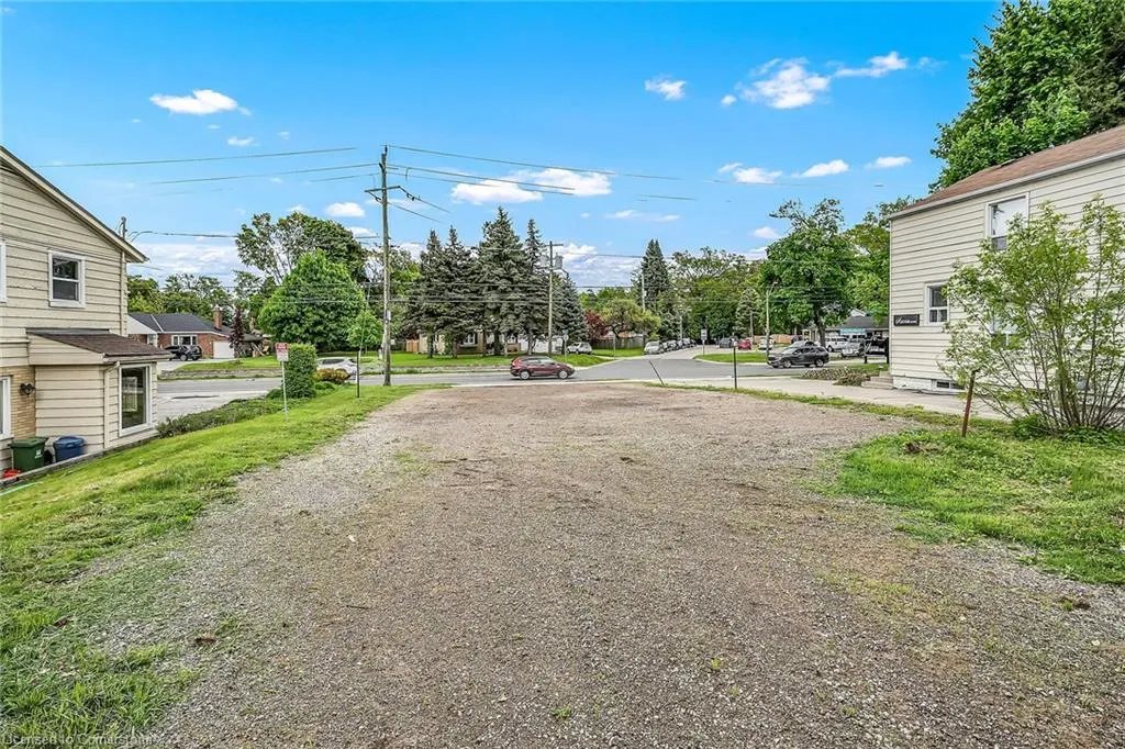 51 Wilson Street E