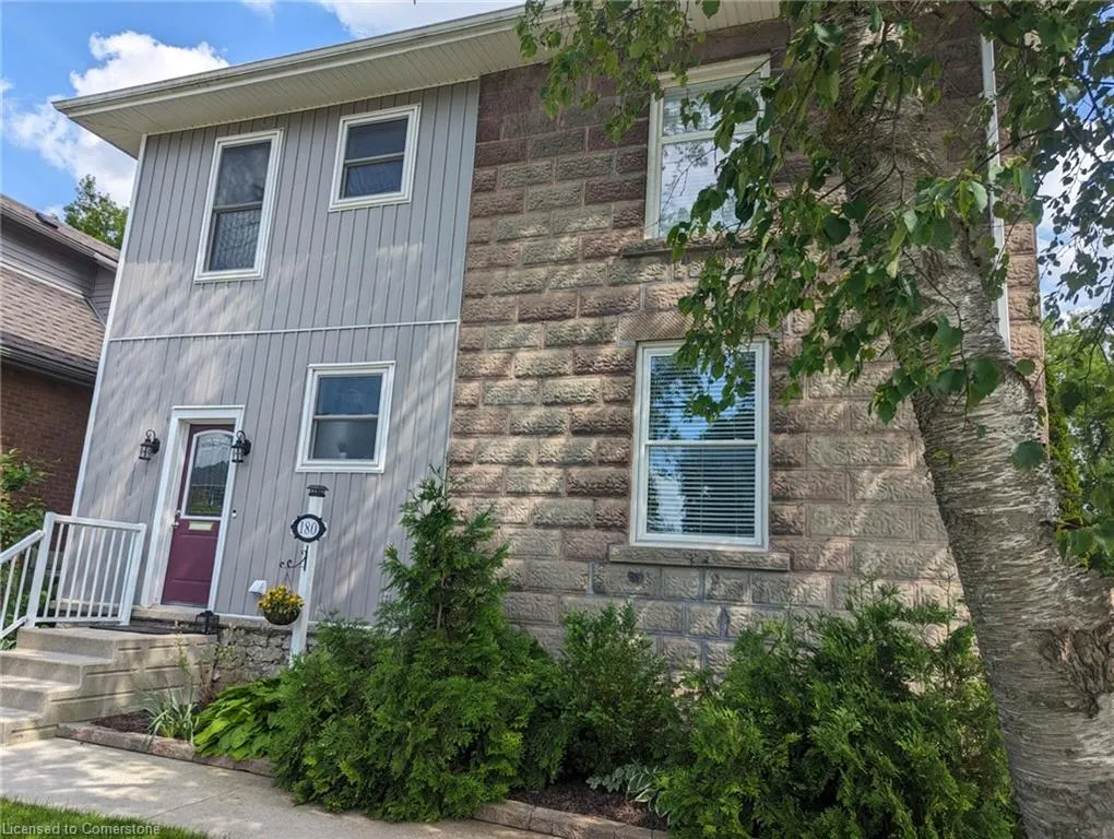 180 Union Street W