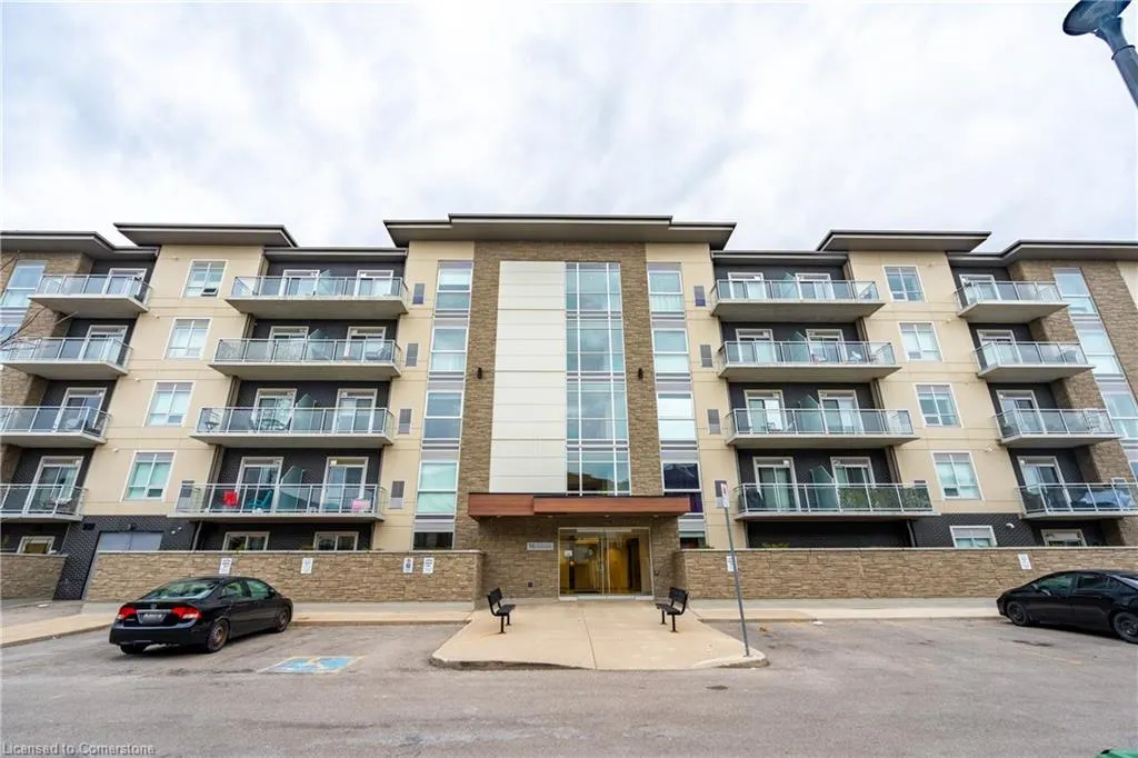 16 Markle Crescent, #403