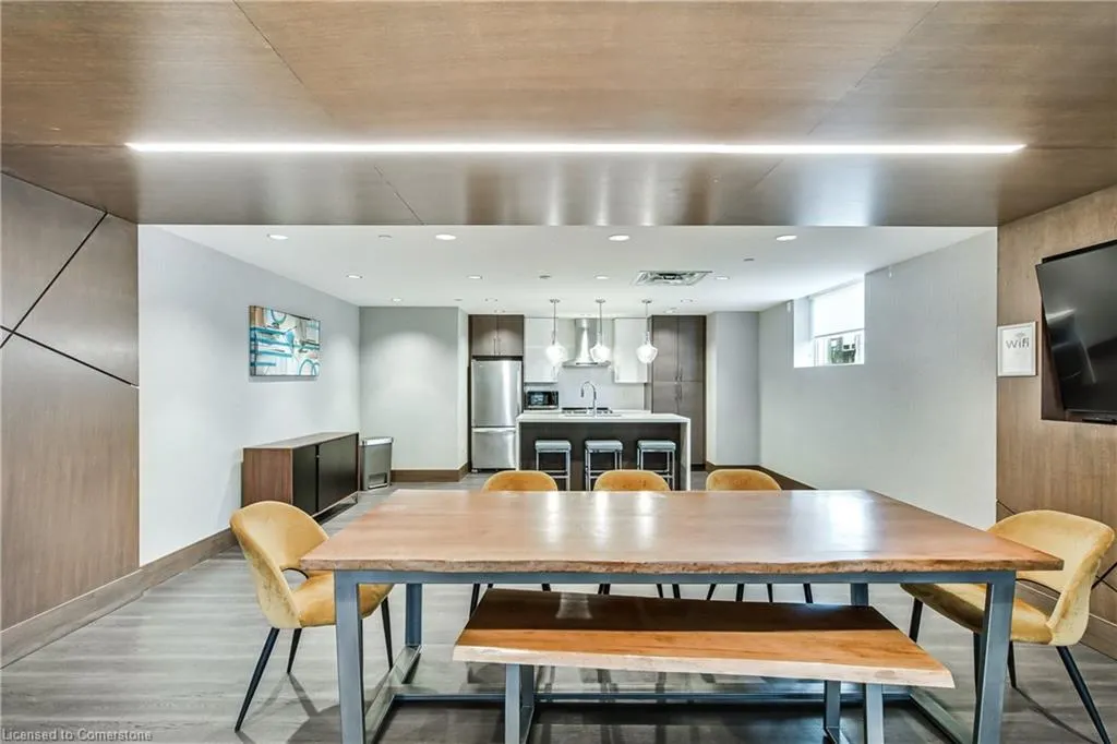 16 Markle Crescent, #403